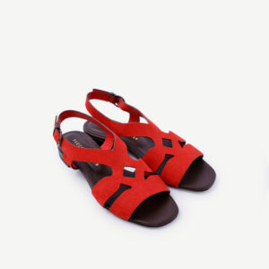 Çapraz Bant Detaylı Deri Sandalet