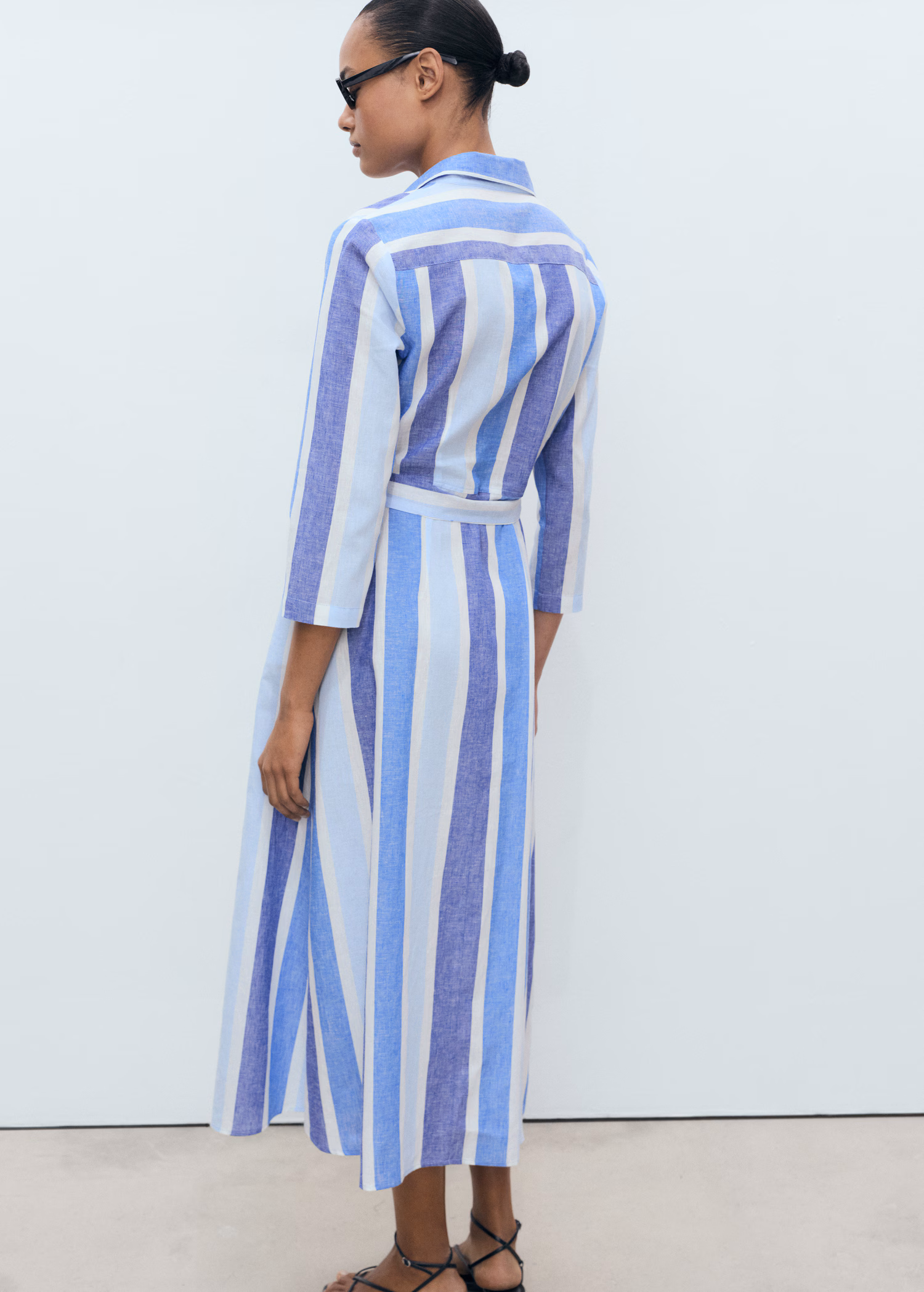 MANGO Kemerli Çizgili Keten Elbise - Görsel 3